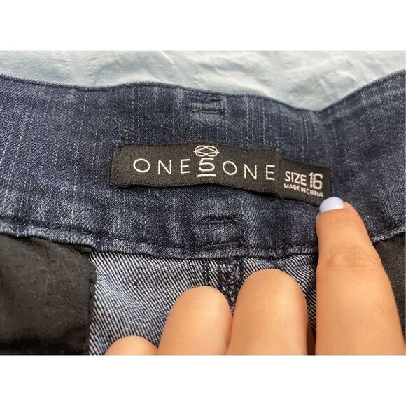 One 5 One Jean Shorts Size 16 - Picture 3 of 4
